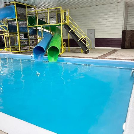 Camp Inn Lodge Oscoda Экстерьер фото