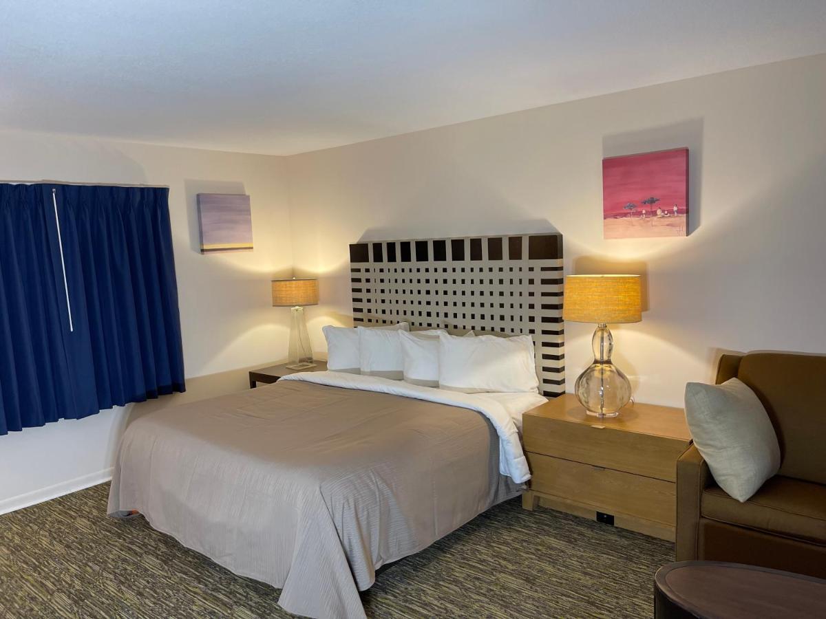 Camp Inn Lodge Oscoda Экстерьер фото