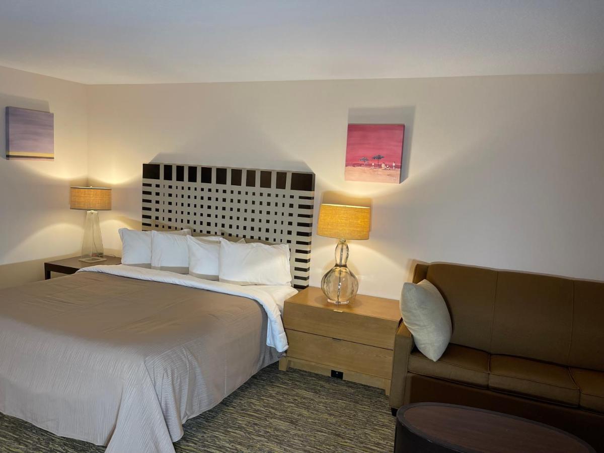 Camp Inn Lodge Oscoda Экстерьер фото
